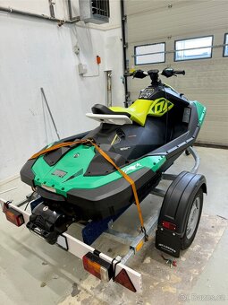 Sea Doo SPARK Trixx 2-up iBR - 2