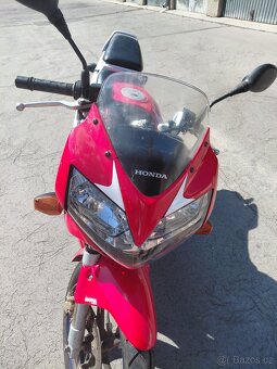 Honda CBR125R - 2
