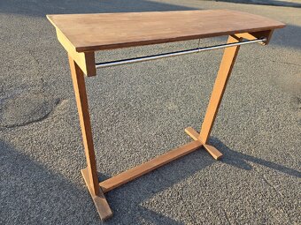 Dřevěný držák na šaty (šatní skříň) - 2