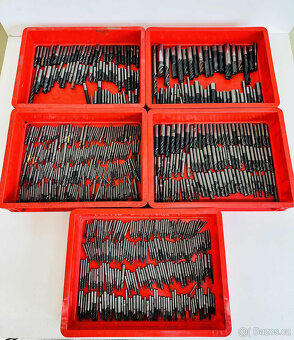 Tvrdokovové frézy - použité ( 36 KG ) - 2