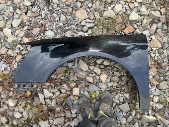 přední nárazník a blatníky Passat B6 - 2