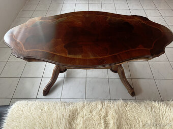 Dřevěný stolek - 2