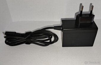 Nabíječka na NINTENDO SWITCH originál - 2