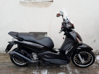 Piaggio Beverly 300i ABS, ASR, 2017, ZIMNÍ CENA - 2