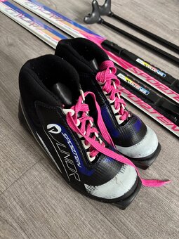 Běžky Sporten 150cm, boty EUR35, hůlky 110cm - 2