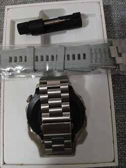 Chytré hodinky kovový a silikonový pásek - 2