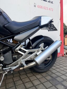 Ducati Monster 900 - 2