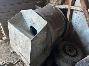 Stavební míchačka - 2