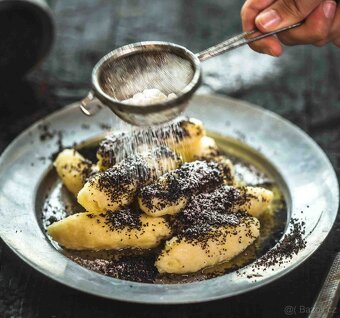 Bílý a modrý mák. - 2