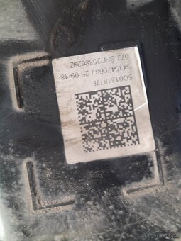 NÁDRŽ ADBLUE OCTAVIA 3 - 2