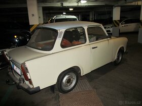 Prodám Trabant 601 L,sedan, bílomodrý. - 2