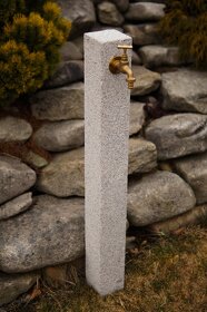 Vodovodní zahradní sloupek z masivní přírodní žuly (granit) - 2