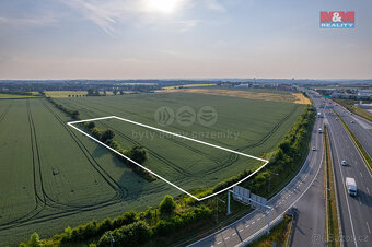 Prodej podílu 1/2 pole, 17801 m², Nupaky - 2