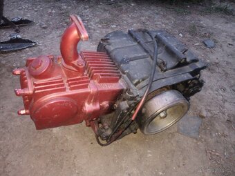 Motory 107 CCM - 2