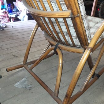 Starší houpací křeslo ratanové Thonet ? - 2