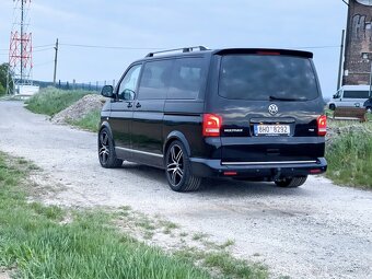 Volkswagen Multivan - 2