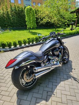 SUZUKI INTRUDER 1800 - 2