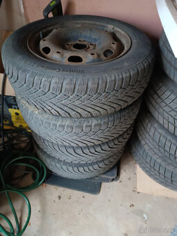 4 ks pneu s disky plech 165/70 R14 zimní 5mm - 2