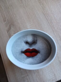 Svíčka Fornasetti - 2