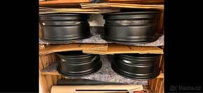 sada zátěžových ocelových ráfků VW T5 T6 ,5 x 120 , - 2