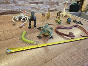Prodám figurky dinosauru 12ks - 2