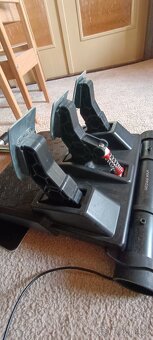 Thrustmaster t3pm pedály - 2