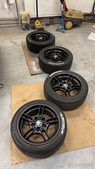 - BMW Styling 66 - jednorozměr R17 8j (225) - - 2
