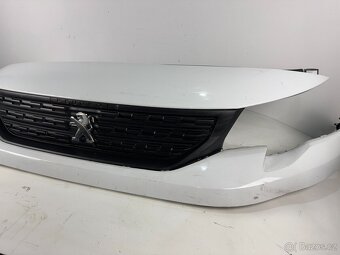 Přední nárazník horní část Peugeot Partner III 2021, kód bar - 2