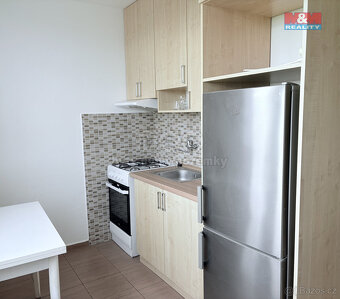 Prodej bytu 1+1, 35 m², Přelouč, ul. Jižní - 2