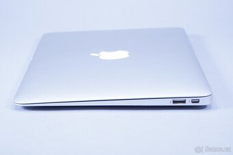 ZÁRUKA/MacbookAir11.6"/I5 1.4GHZ/4GB RAM/128GB SSD/NováBat - 2