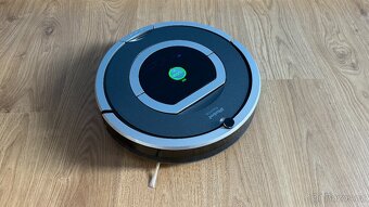 iRobot Roomba 780 s příslušenstvím - 2