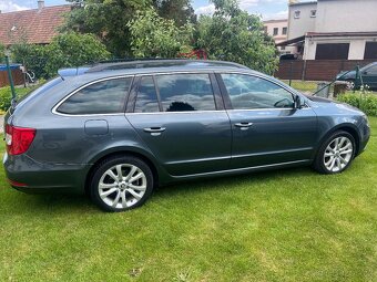 Škoda Superb 2 2.0 TDi DSG 2015 F1 Xenon 130000km - 2