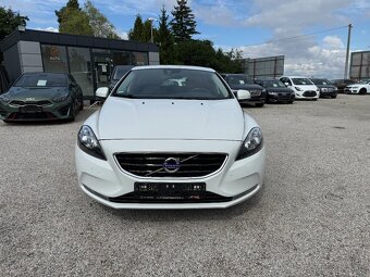 Volvo V40 2.0 i 90KW 1 Majitel manual 6ti-kvalt - 2