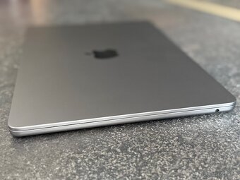 MacBook Air M3, záruka - 2