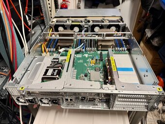 Server 2U Supermicro,16core, 64GB RAM, 4x10Gbit, RAID - 2