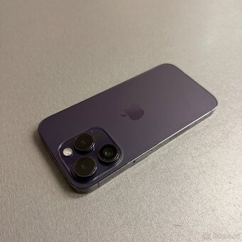 iPhone 14 Pro 256GB deep purple, pěkný stav, rok záruka - 2