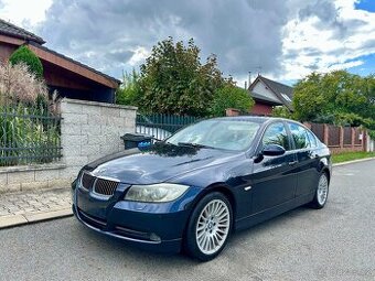 Bmw e90 325i 160kw SEDAN / MANUÁL / SERVISKA /KŮŽE/DIGIKLIMA - 2