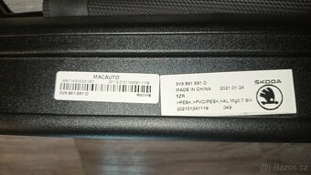 Dělící síť Škoda Superb III - 2