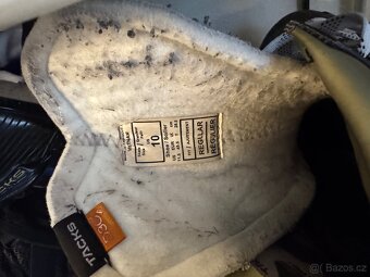 Brusle CCM SuperTacks AS-V Pro vel. 10 (regular) - 2