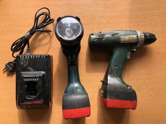 Aku vrtačka, nabíječka a světlo METABO - 2