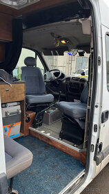 Otočná konzole sedadla Renault Master a Opel Movano - 2