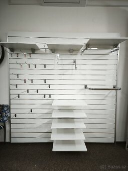Nástěnné panely slat wall - 2