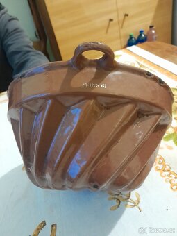 Smaltovaná forma na bábovku - 2