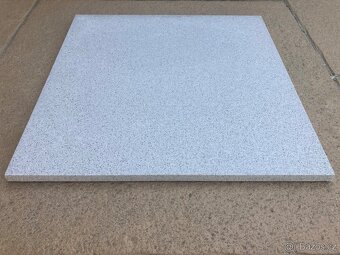 Dlažba keramika 40x40x1,2 cm - 2