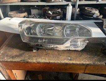 Přední světlomet Citroen C5 - 2