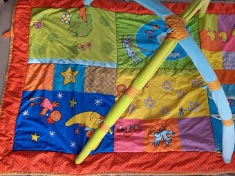 Hrací deka s hrazdou - 2