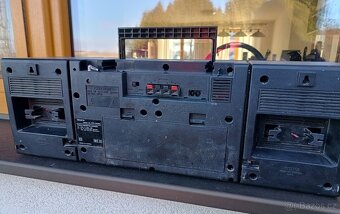 Sony radio Boombox - 2