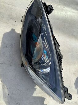 Mazda 2 DE, levé přední světlo - 2