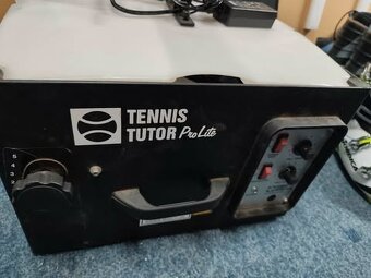 Tenisový nahrávací stroj - 2