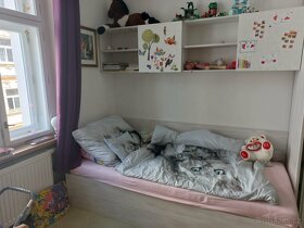 Dětská postel 2500Kč - 2